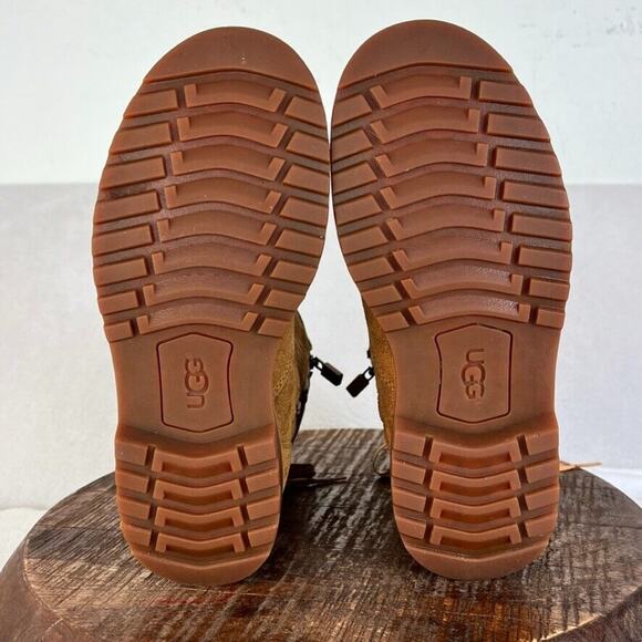 UGG Boots Kids Size 4 Corene Chestnut Suede Lace Up Side Zip - Picture 5 of 9